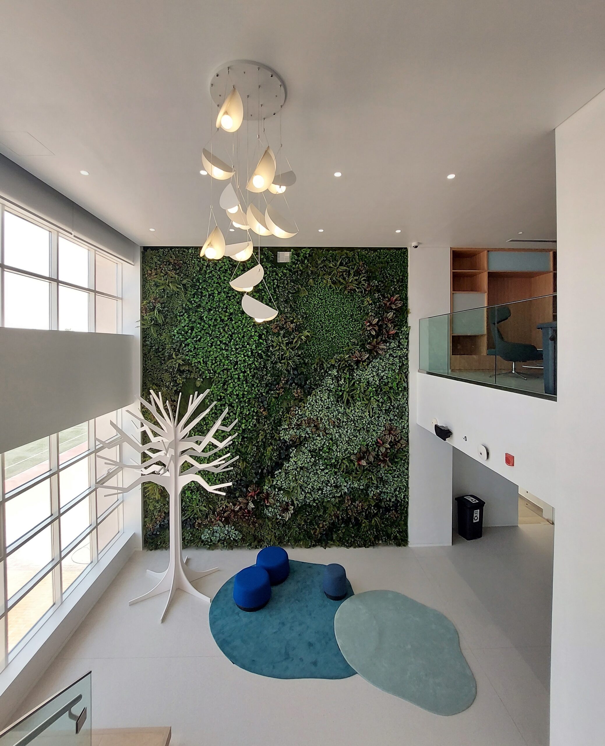 Artificial green wall